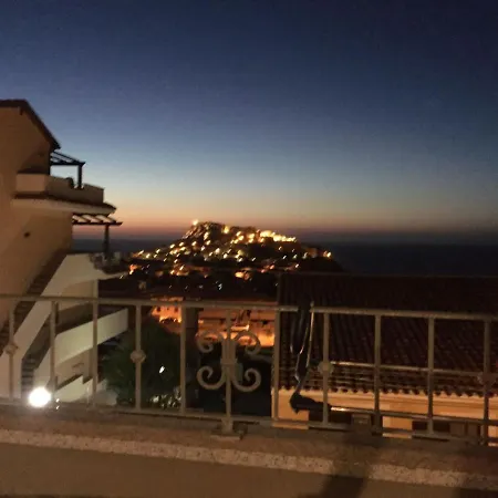 아파트 Appartamento Arborea Residence Il Sogno *